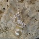 Collier chaine argentée pendentif Papillon strass diamant Cz perle blanche eau douce Lac Biwa