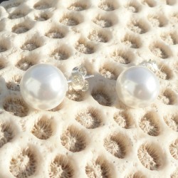 Boucles d'oreilles clou tige perle blanche akoya 12 mm