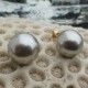 Boucles d'oreilles clou tige perle noire akoya 12 mm